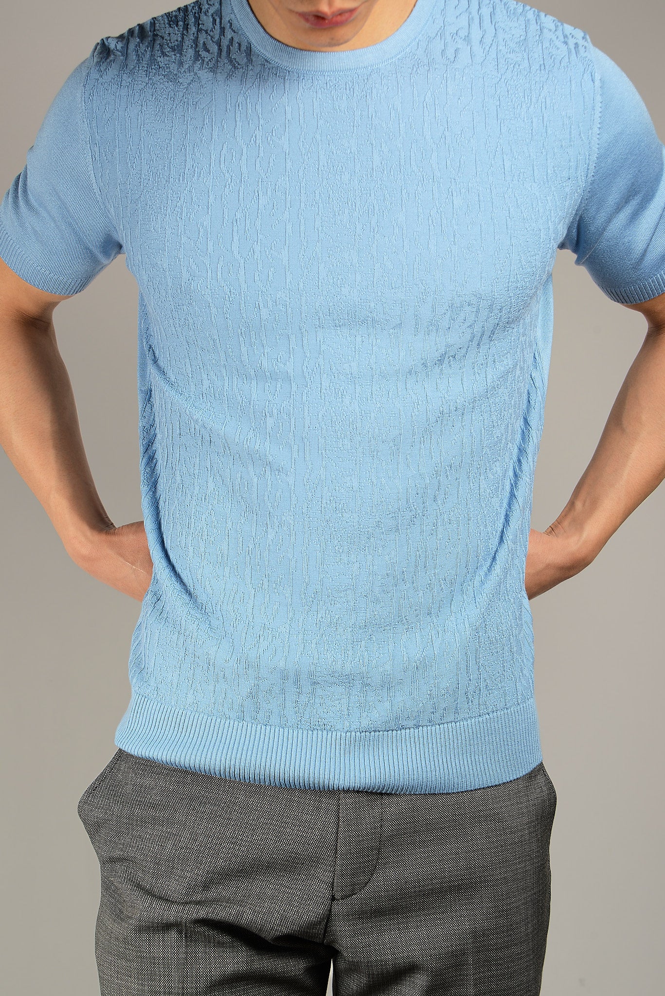 S/S Textured Crew Shirt