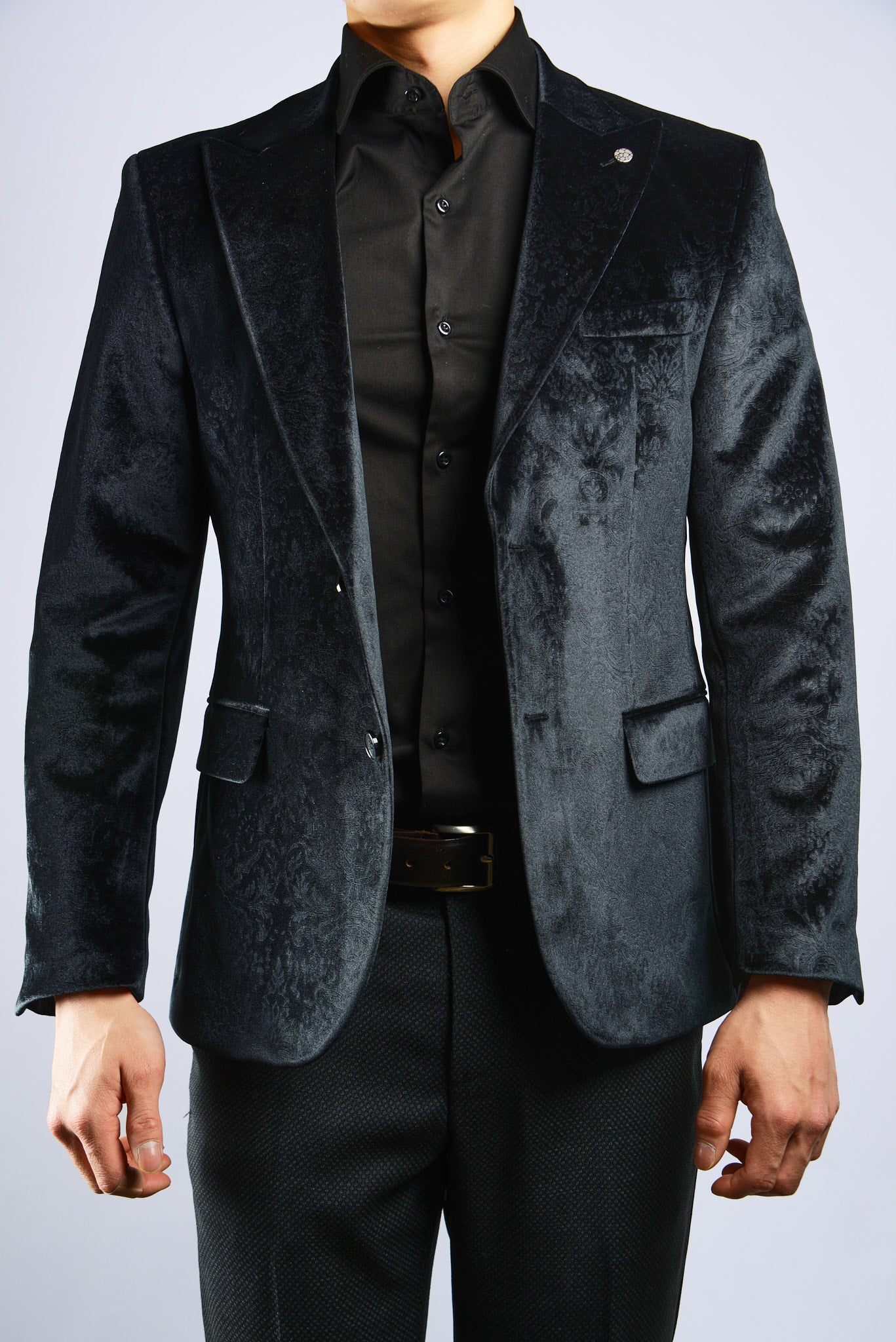 Mayfair Solid Iridescent Velvet Blazer