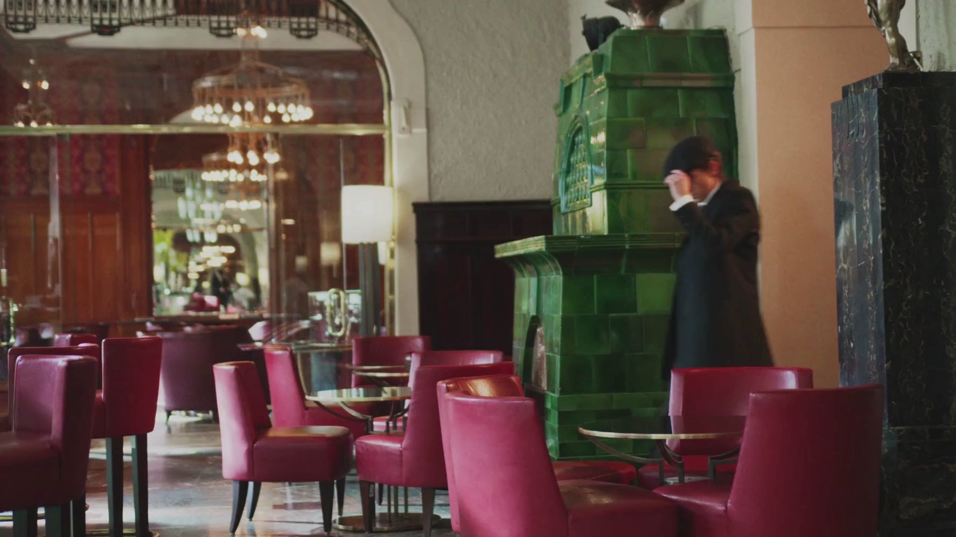 Load video: Step into your Signature style