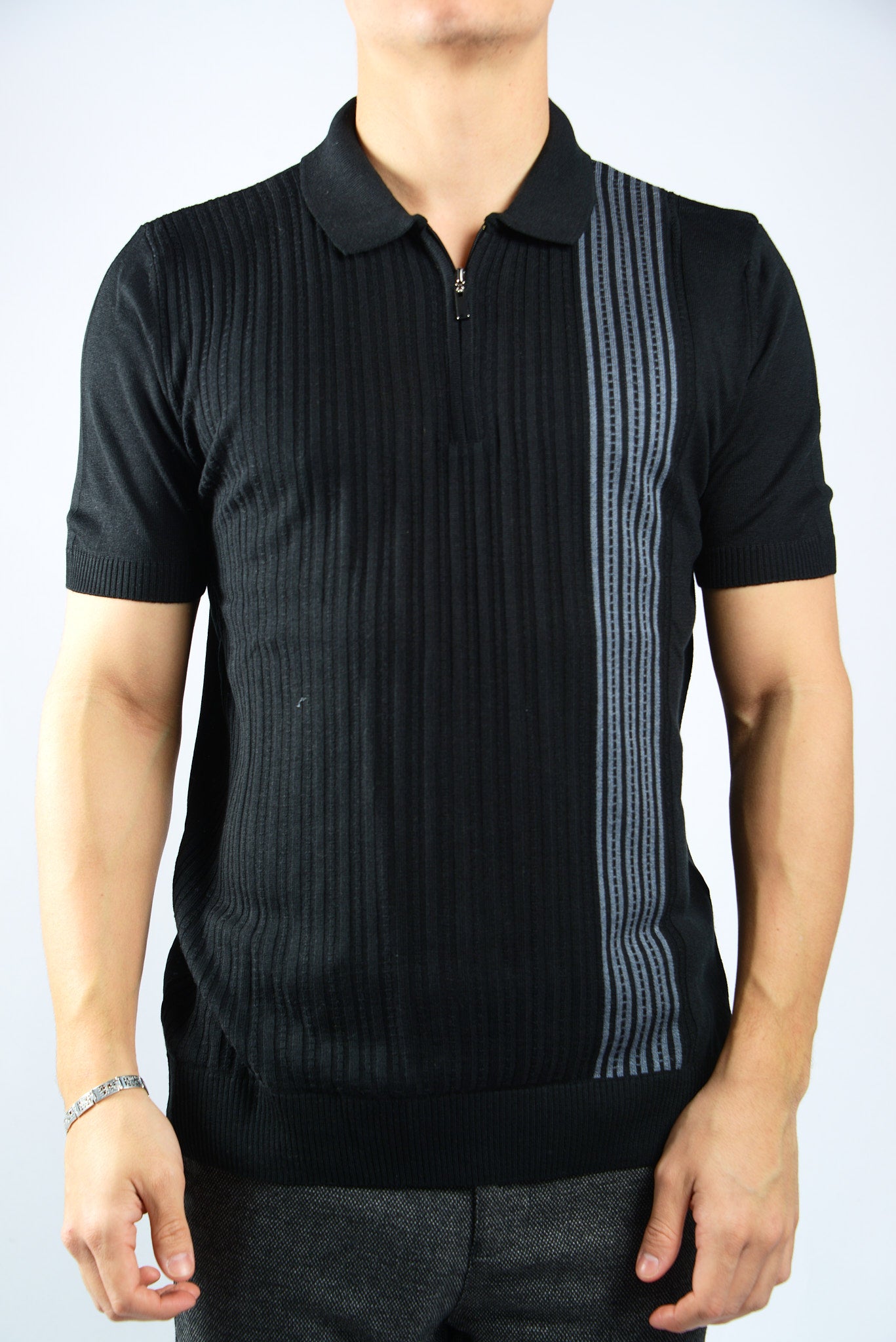 VERTICAL STRIPE KNIT ZIP POLO