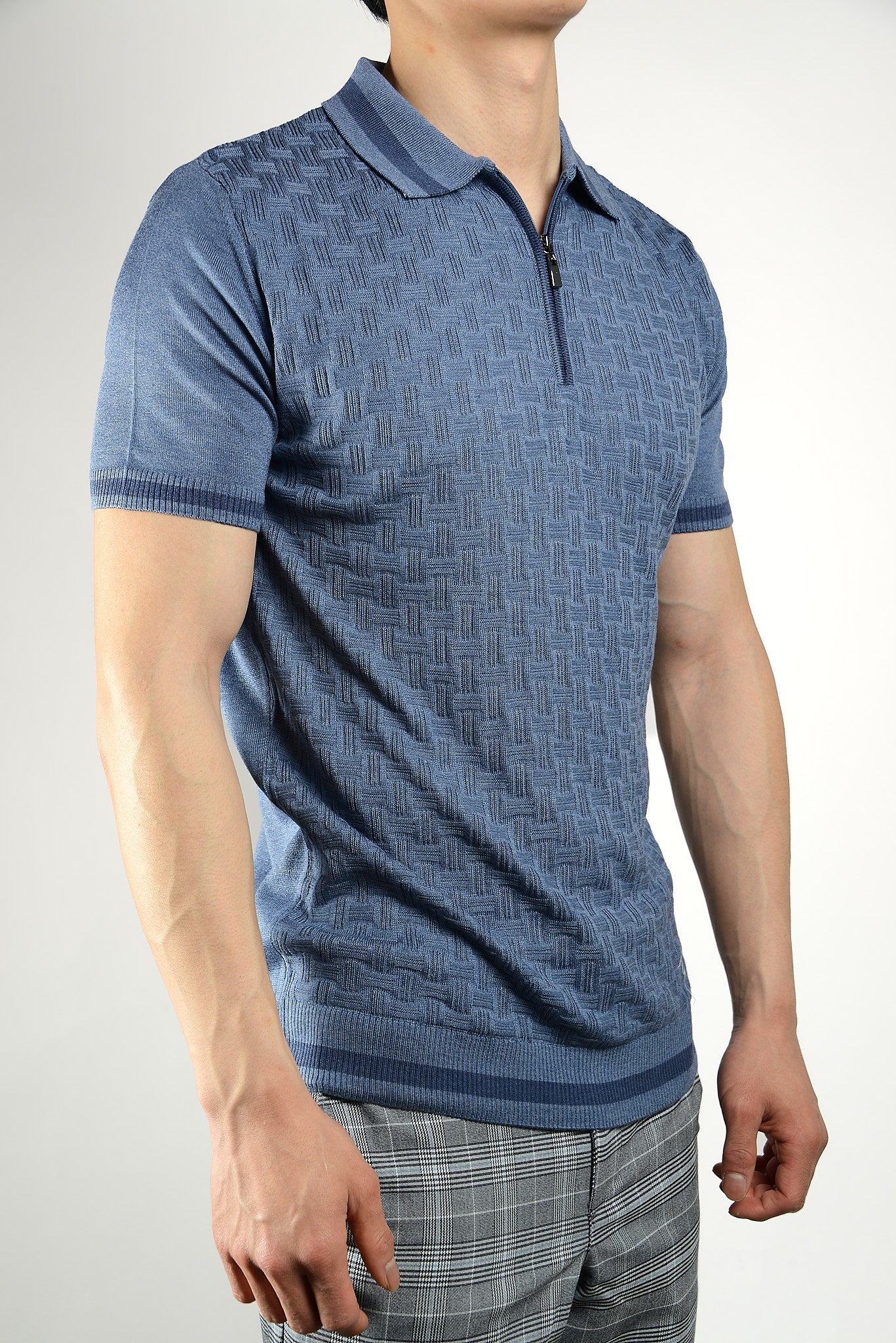 Textured Tipping Zip Knit Polo